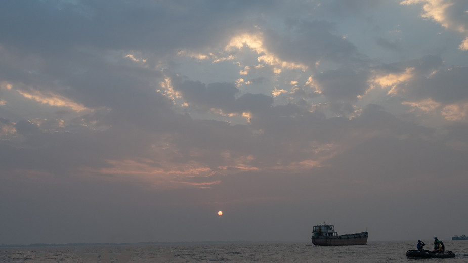 EarlyMorning_OM53014