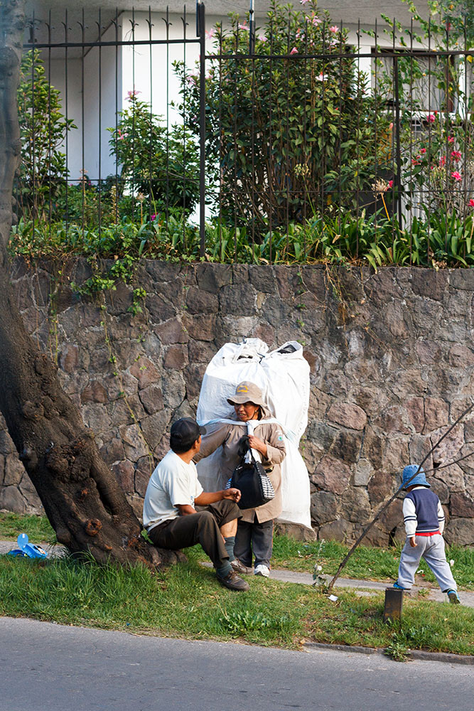 Conversation. Quito.